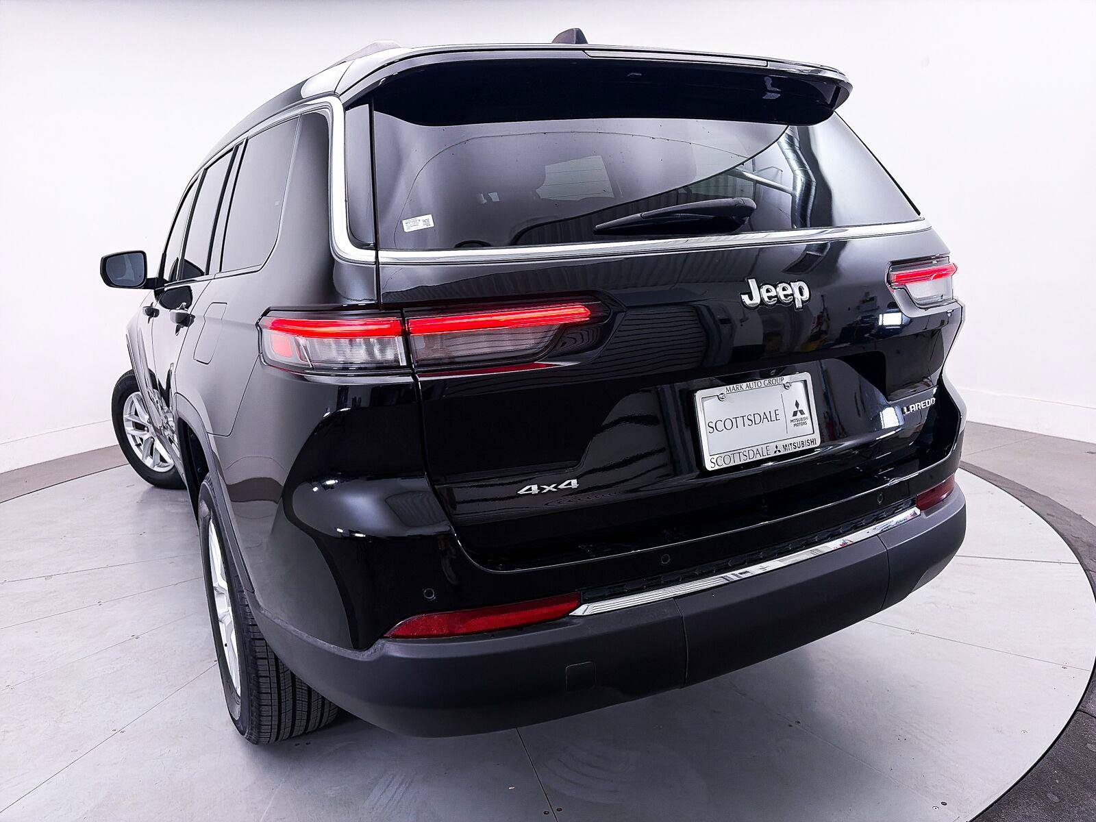 Used 2023 Jeep Grand Cherokee L Laredo w/ Luxury Tech Group I AWD/4WD image 7