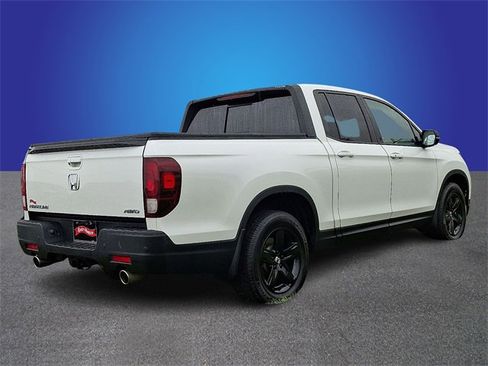 Used 2023 Honda Ridgeline Black Edition image 4