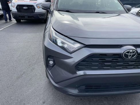 Used 2023 Toyota RAV4 XLE Premium image 17