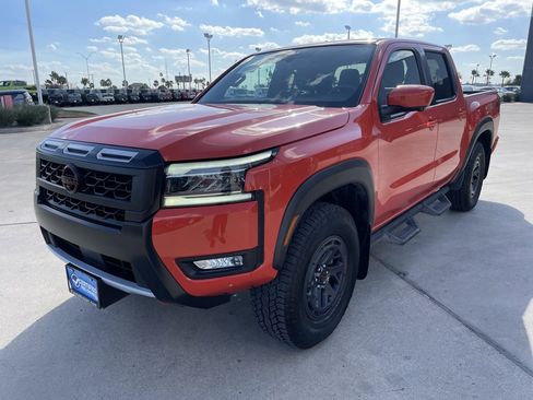 Certified 2025 Nissan Frontier PRO-4X w/ Pro Premium Package image 7