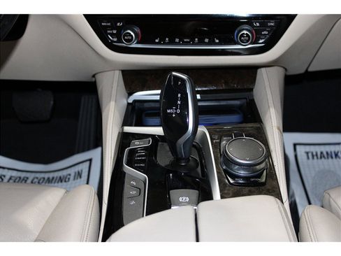 Used 2018 BMW 640i Gran Turismo xDrive w/ M Sport Package image 17