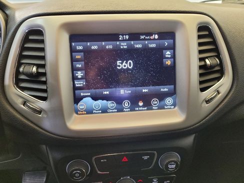 Used 2021 Jeep Compass Latitude AWD/4WD image 25