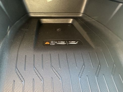 New 2026 Chevrolet Equinox EV LT image 17