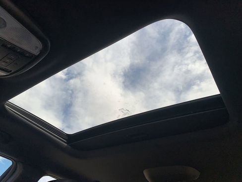 Used 2024 Dodge Durango GT image 16