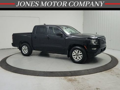 Used 2024 Nissan Frontier SV w/ SV Convenience Package RWD image 1