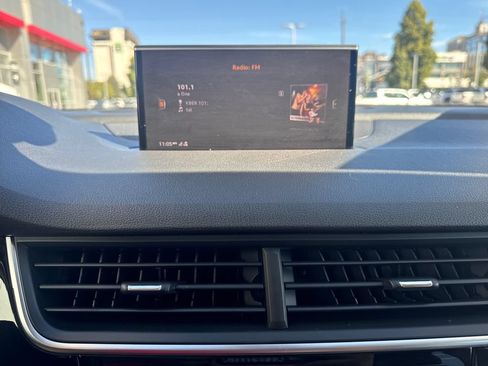 Used 2019 Audi Q7 3.0T Premium Plus w/ Premium Plus Package AWD/4WD image 18