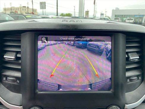 Used 2020 RAM 1500 Big Horn AWD/4WD image 16