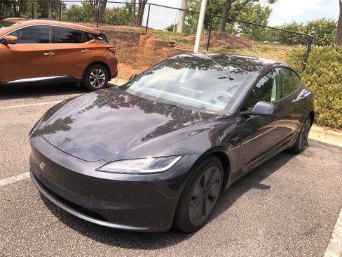 Used 2026 Tesla Model 3 AWD/4WD image 2