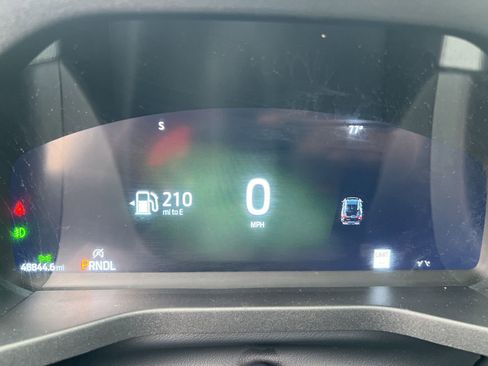 Used 2025 Ford Explorer ST-Line w/ Premium Package image 30