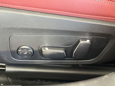 New 2026 BMW 330i Sedan w/ M Sport Package image 20