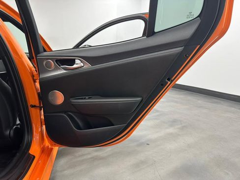 Used 2019 Kia Stinger GTS image 30