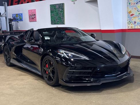 Used 2022 Chevrolet Corvette Stingray Premium Conv w/ Z51 Performance Package RWD image 61