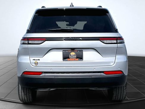 New 2026 Jeep Grand Cherokee Limited AWD/4WD image 5