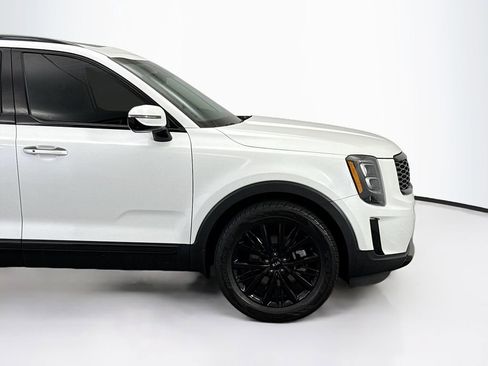Used 2020 Kia Telluride SX image 11