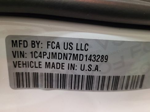 Used 2021 Jeep Cherokee Limited w/ Elite Package AWD/4WD image 33