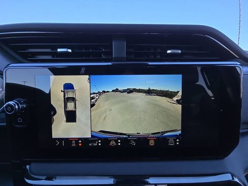 New 2026 GMC Sierra 2500 AT4 w/ AT4 Premium Plus Package image 23