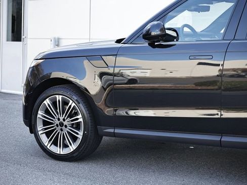 New 2026 Land Rover Range Rover Sport SE AWD/4WD image 8