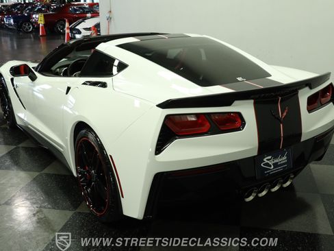 Used 2015 Chevrolet Corvette Stingray Coupe w/ Pacific Design Package RWD image 8