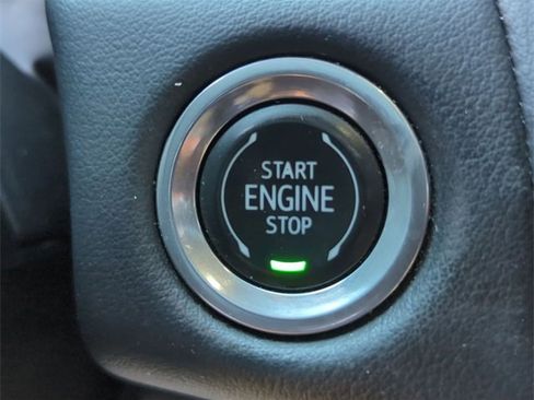 Certified 2022 GMC Yukon SLE w/ Gmc Pro Safety Plus Package image 16