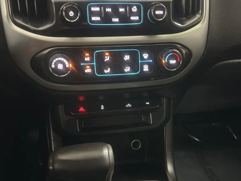 Used 2016 Chevrolet Colorado LT w/ LT Convenience Package RWD image 15
