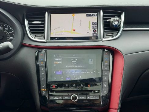 Used 2025 INFINITI QX50 Sport AWD/4WD image 11