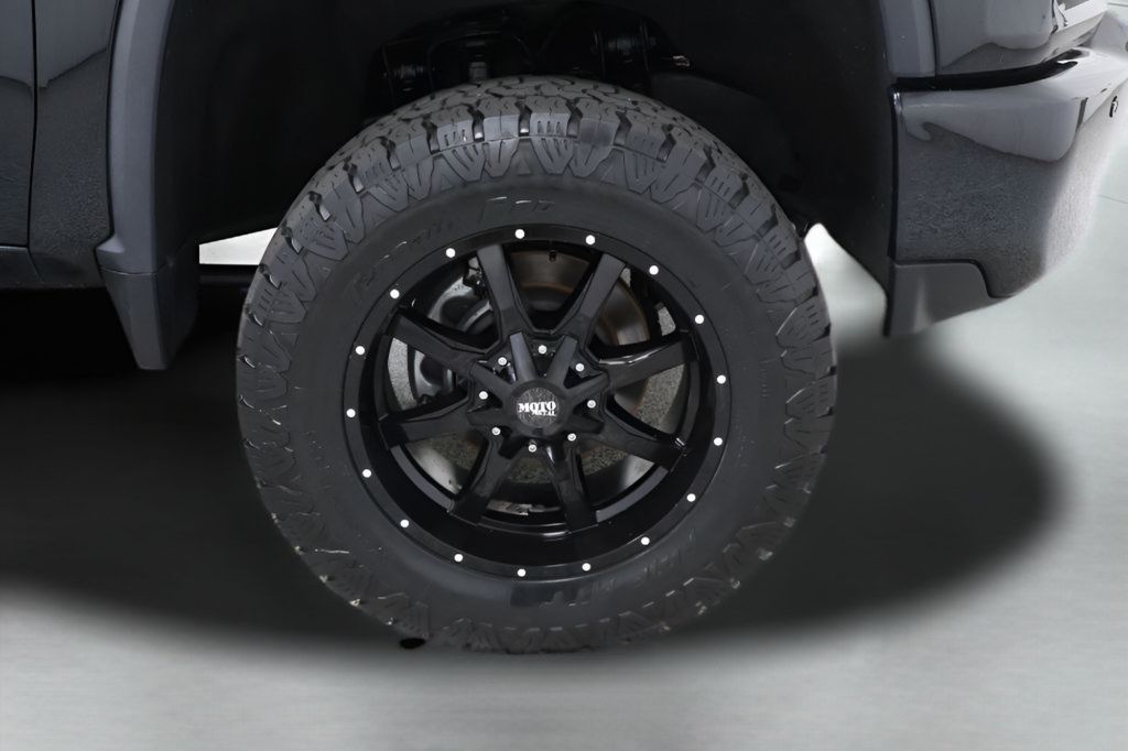 Used 2021 Chevrolet Silverado 2500 LTZ w/ LTZ Plus Package AWD/4WD image 37