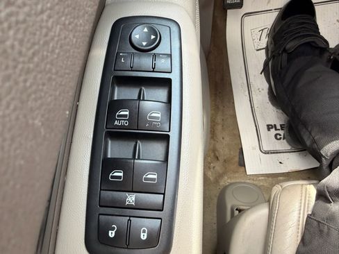 Used 2013 Dodge Durango Crew AWD/4WD image 13