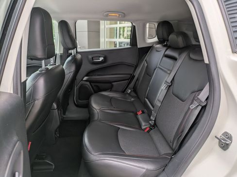 Used 2019 Jeep Compass Trailhawk image 27