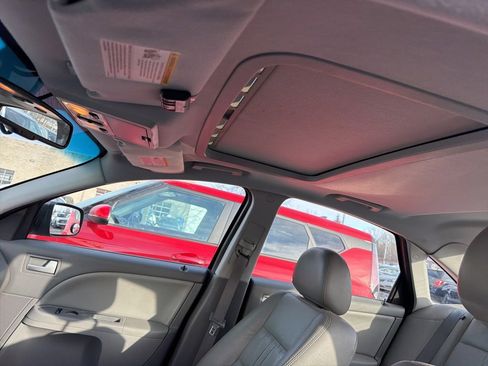 Used 2006 Ford Five Hundred SEL image 6