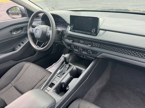 Used 2024 Honda Accord EX image 21