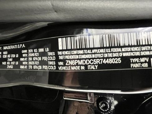 Used 2024 Maserati Grecale Trofeo AWD/4WD image 29