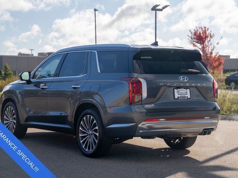 Certified 2024 Hyundai Palisade Calligraphy image 5
