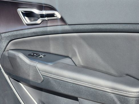 New 2026 Kia Sportage EX image 15