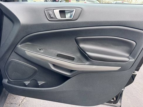 Used 2020 Ford EcoSport Titanium FWD image 25