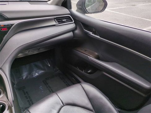 Used 2023 Toyota Camry XSE image 16