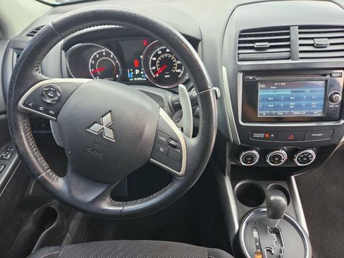 Used 2014 Mitsubishi Outlander Sport SE AWD/4WD image 27