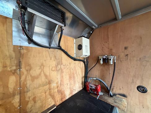 Used 2015 Ford F550 4x4 Regular Cab Super Duty image 27