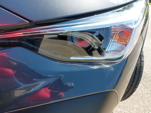 Used 2025 Subaru Crosstrek 2.0i Premium image 30