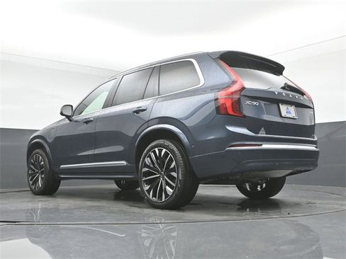 New 2026 Volvo XC90 T8 Plus image 46