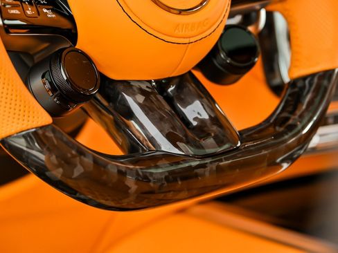 Used 2025 Mercedes-Benz G 63 AMG 4MATIC image 39