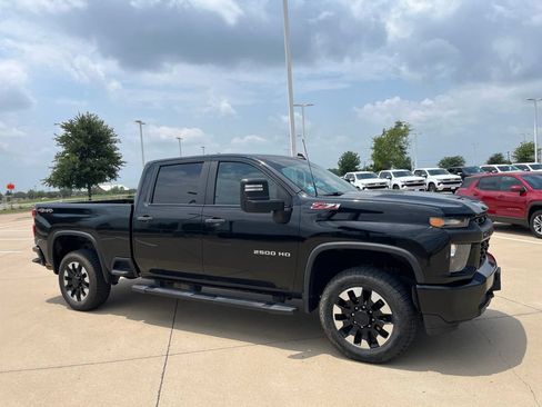 Used 2020 Chevrolet Silverado 2500 Custom w/ Custom Value Package AWD/4WD image 7
