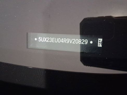 Certified 2024 BMW X5 xDrive40i w/ Premium Package image 9