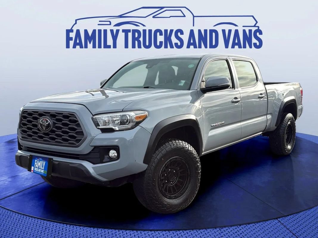 Used 2018 Toyota Tacoma TRD Off-Road w/ TRD Premium Off Road Package AWD/4WD image 1