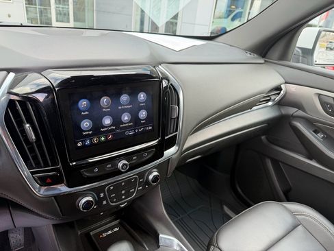 Certified 2023 Chevrolet Traverse LT w/ LPO, Floor Liner Package image 8