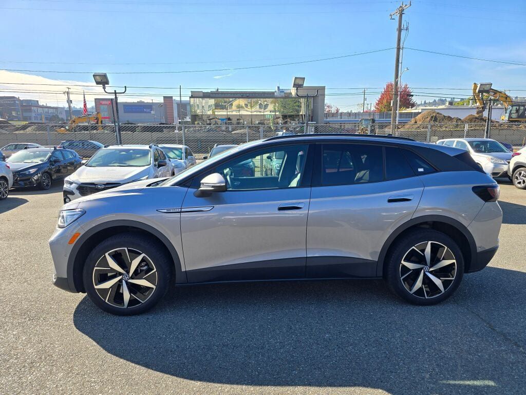 Used 2023 Volkswagen ID.4 Pro S AWD/4WD image 4