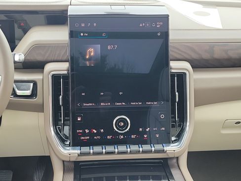 New 2026 GMC Yukon XL Denali AWD/4WD image 23