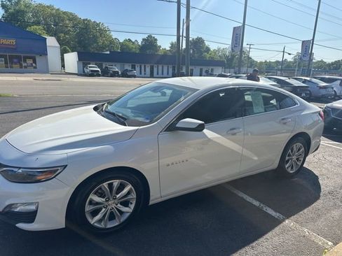 Used 2023 Chevrolet Malibu LT FWD image 3