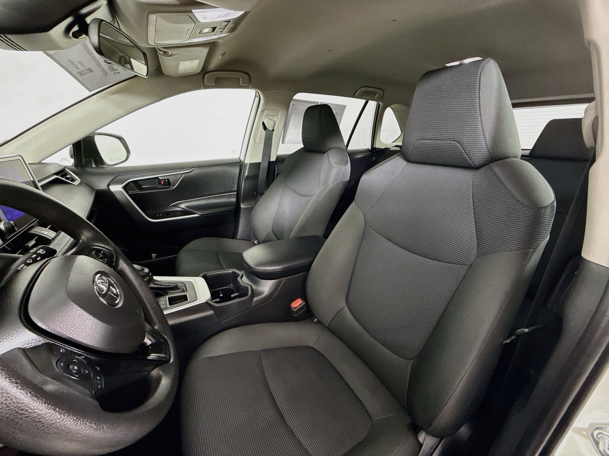 Certified 2025 Toyota RAV4 LE AWD/4WD image 21