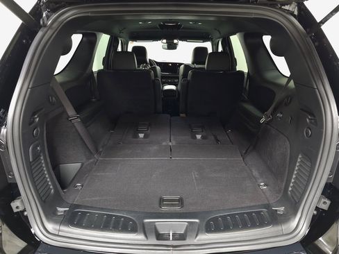Used 2022 Dodge Durango SRT w/ Technology Group image 6