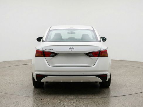 Used 2025 Nissan Altima 2.5 SV image 7